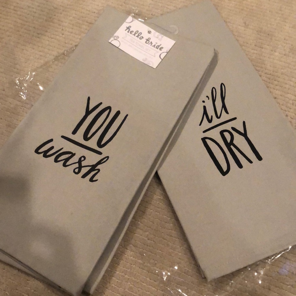 Tea towels. NWT